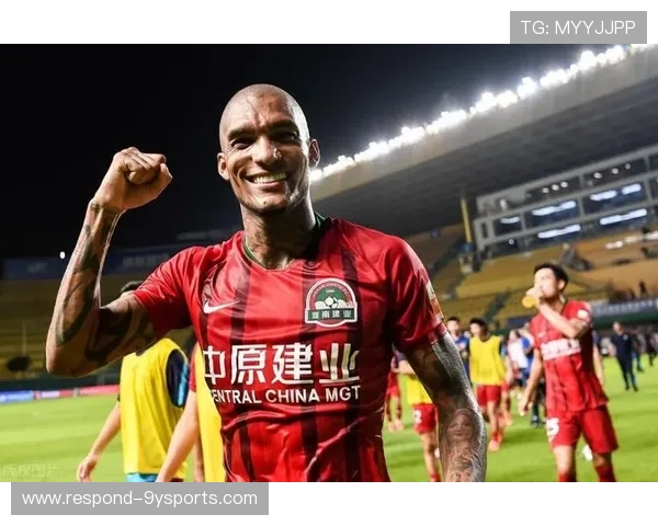 那不勒斯俱乐部迎来新主帅 改革方向引发球迷热议 那不勒斯俱乐部迎来新主帅 改革方向引发球迷热议